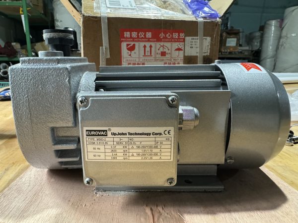 bom-chan-khong-eurovac-ve8-congnghiepthinhphat-3